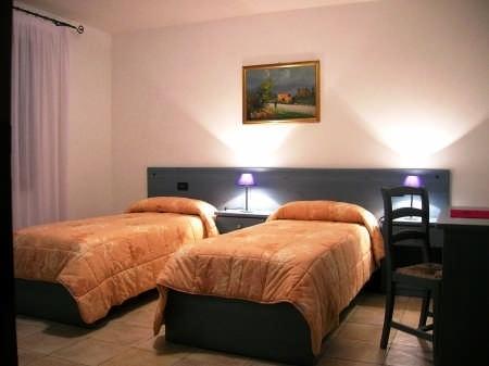 バッサーノ・デル・グラッパ Rosarancio Bed & Breakfast 部屋 写真