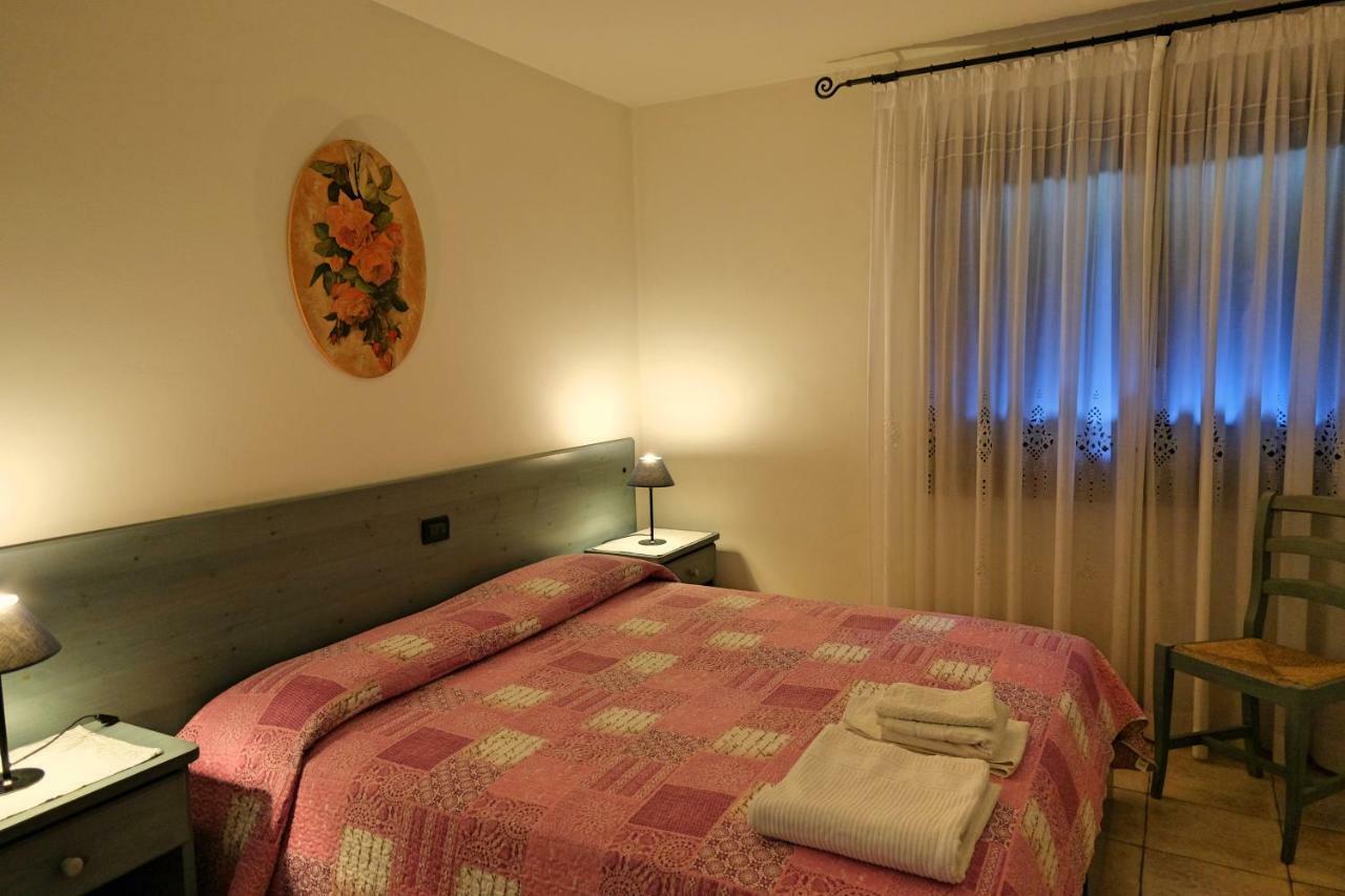 バッサーノ・デル・グラッパ Rosarancio Bed & Breakfast エクステリア 写真